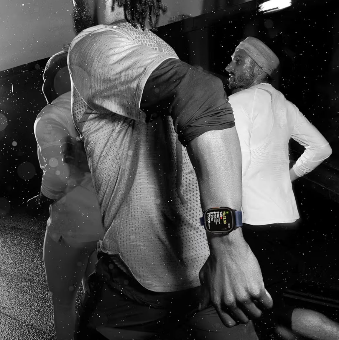 Apple Watch Ultra 2 49 mm - Titanio Natural - Banda Océano Azul